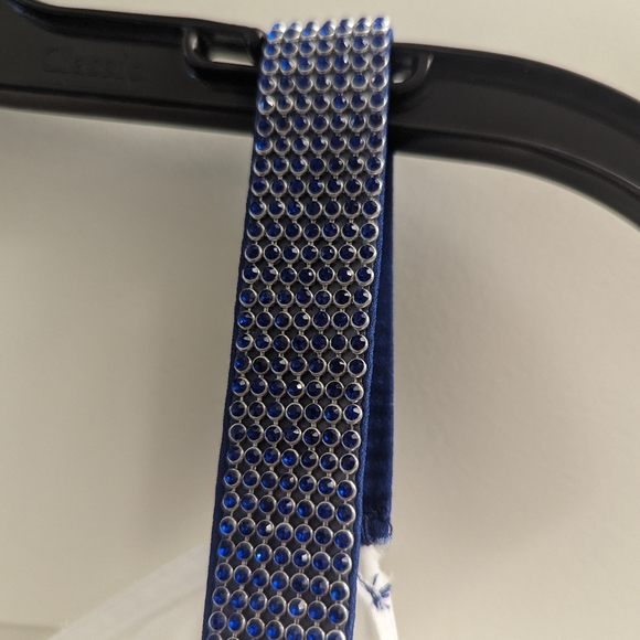 **PULLED** Floral Two-Piece Lounge Set - Picture 9 of 11